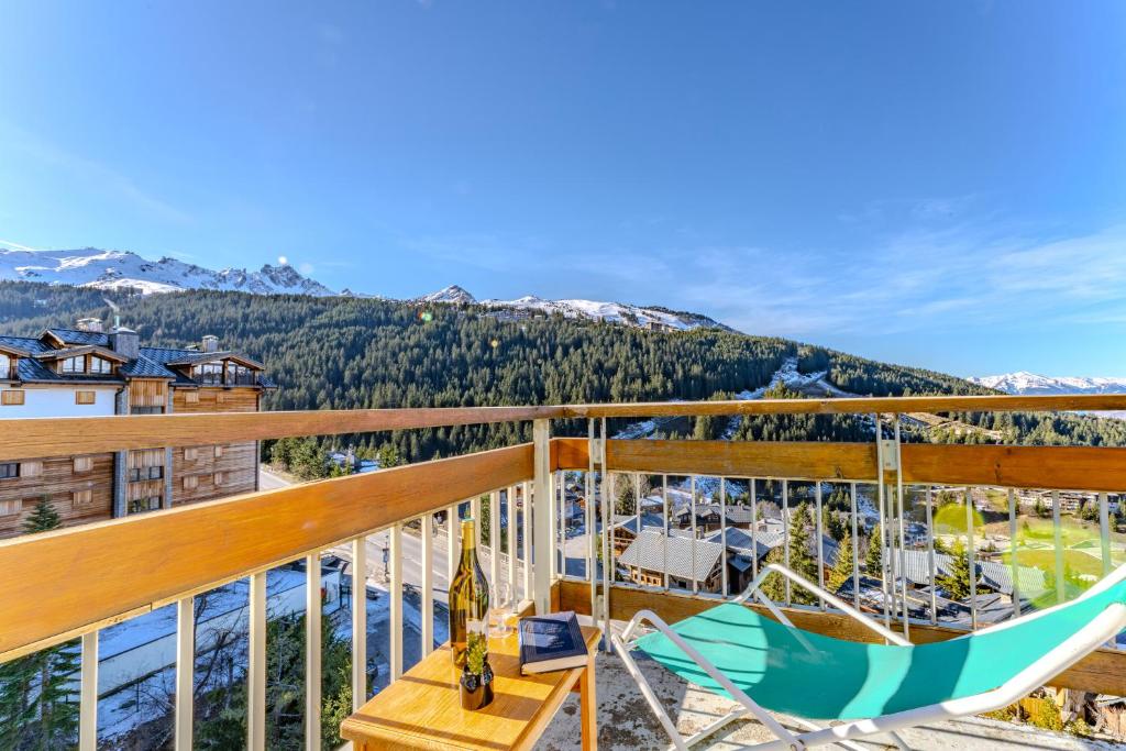 Courchevel 1650 Ski In Out Exceptional Apartments with Panoramic Views hotel pied des pistes