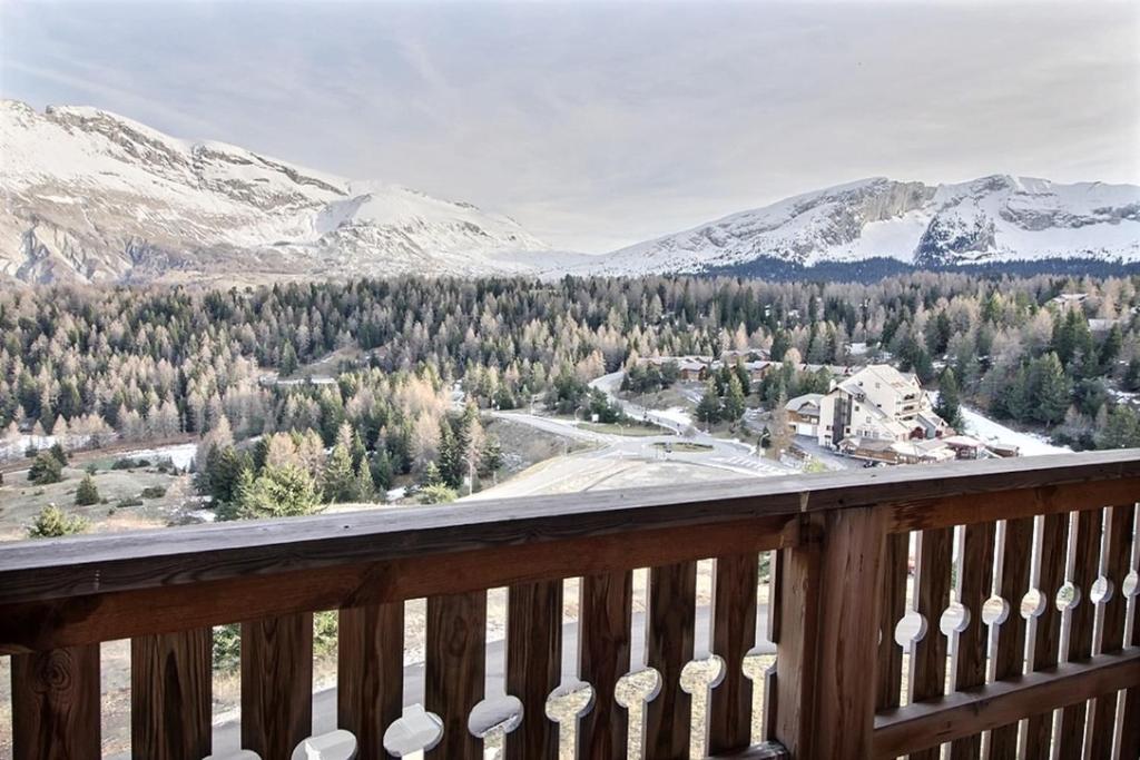 Cozy 6 person apartment with balcony appartement pied des pistes 5