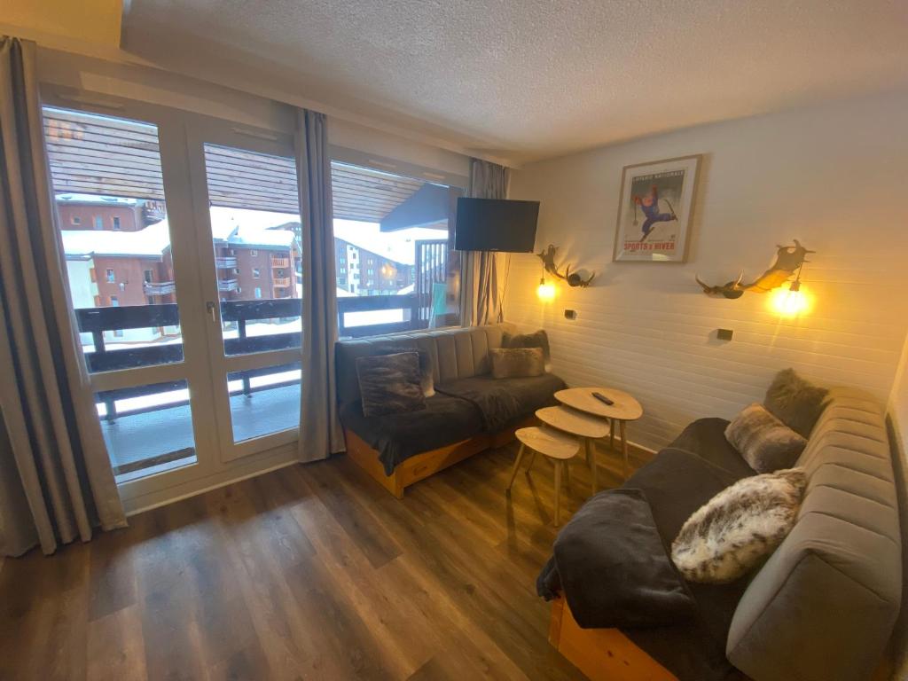 DUPLEX 6P A BELLE PLAGNE 2050 m SKIS AUX PIEDS EN PLEIN COEURS DE LA STATION RESIDENCE LE BERYL. appartement pied des pistes 2