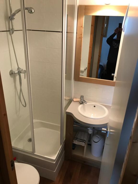 DUPLEX 6P A BELLE PLAGNE 2050 m SKIS AUX PIEDS EN PLEIN COEURS DE LA STATION RESIDENCE LE BERYL. appartement pied des pistes 4