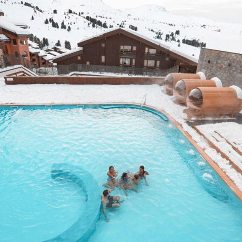 DUPLEX 6P A BELLE PLAGNE 2050 m SKIS AUX PIEDS EN PLEIN COEURS DE LA STATION RESIDENCE LE BERYL. appartement pied des pistes 7