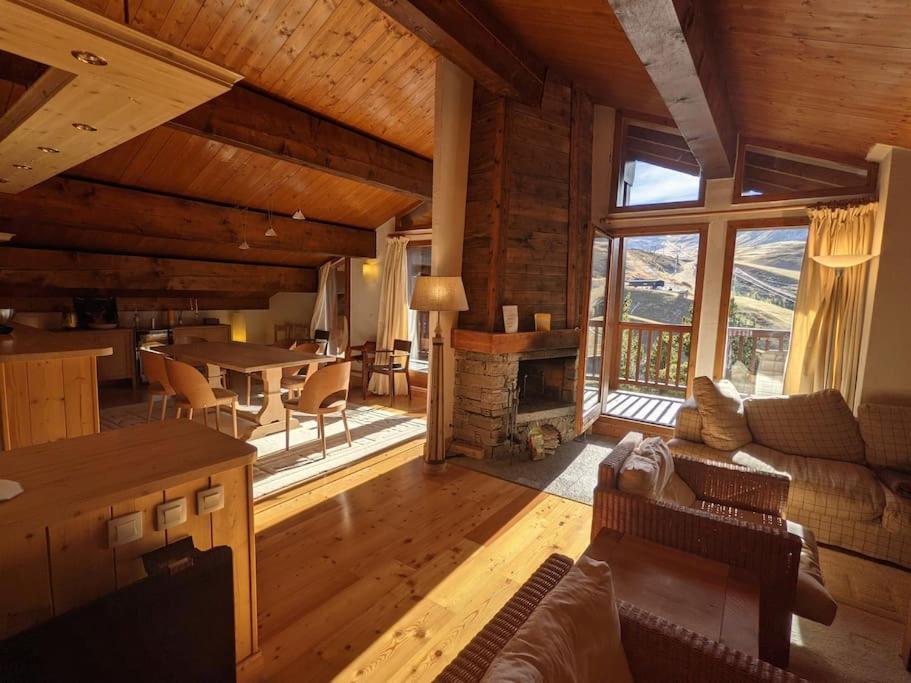 Duplex 170m2 avec terrasse vue domaine skiable ARCS2000 appartement pied des pistes