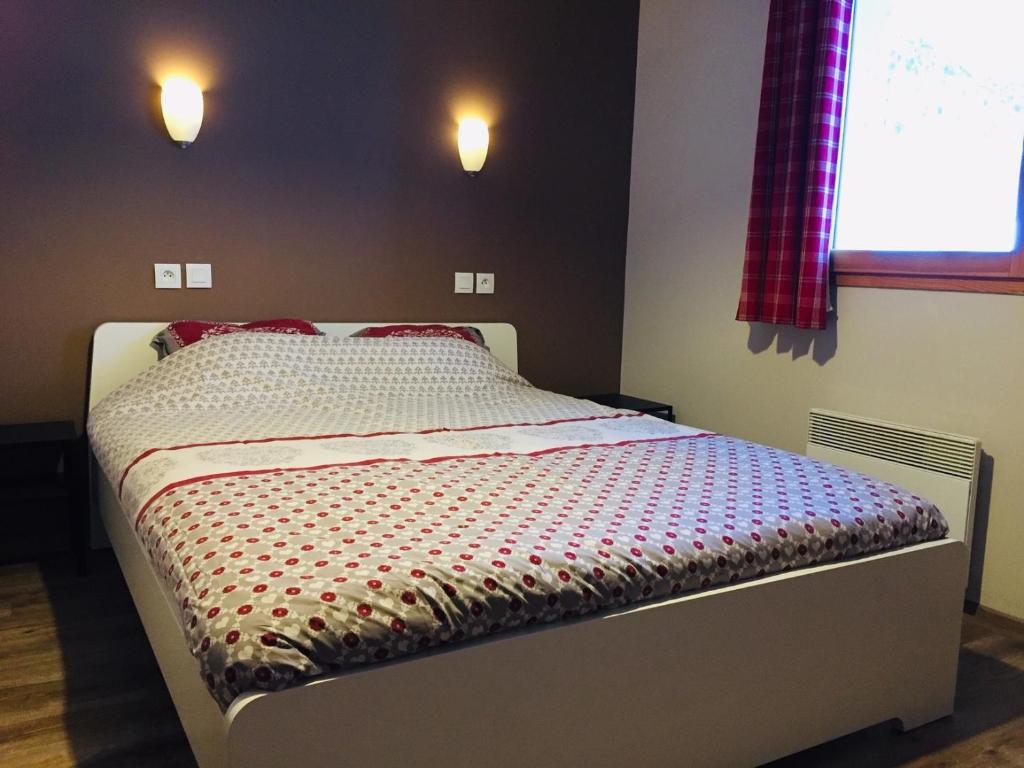 Duplex Familial a Vars Chalets des Rennes appartement pied des pistes 1