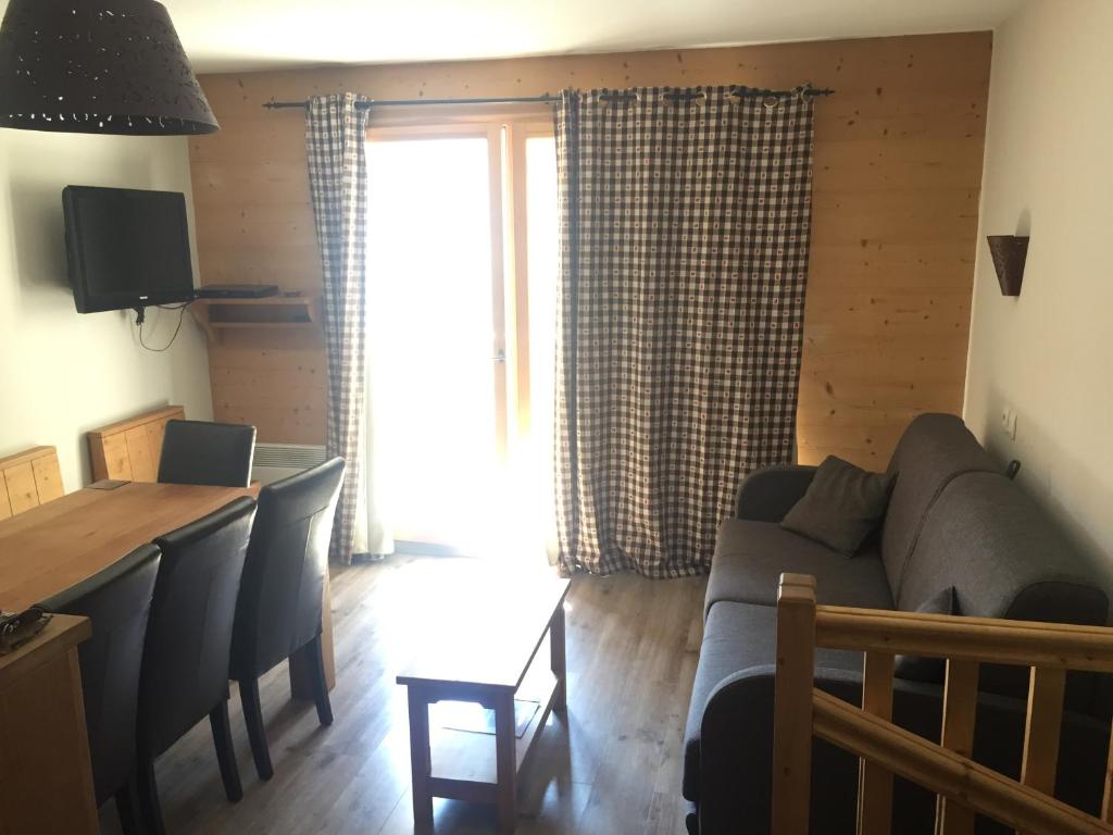 Duplex Familial a Vars Chalets des Rennes appartement pied des pistes 4