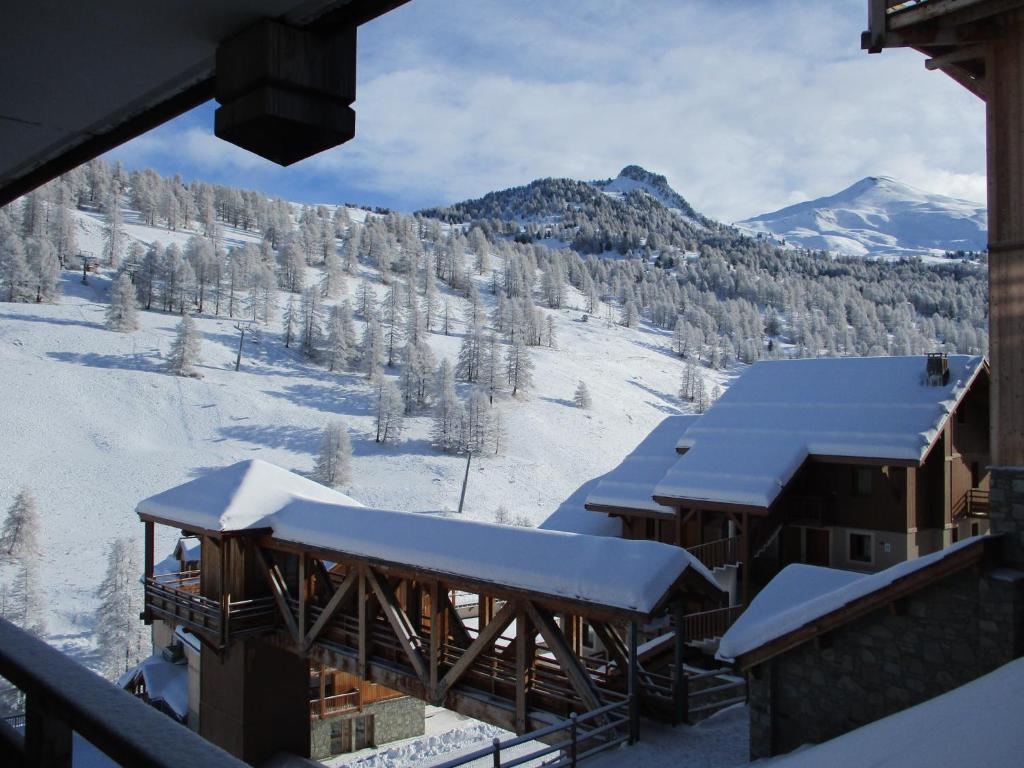 Duplex Familial a Vars Chalets des Rennes appartement pied des pistes