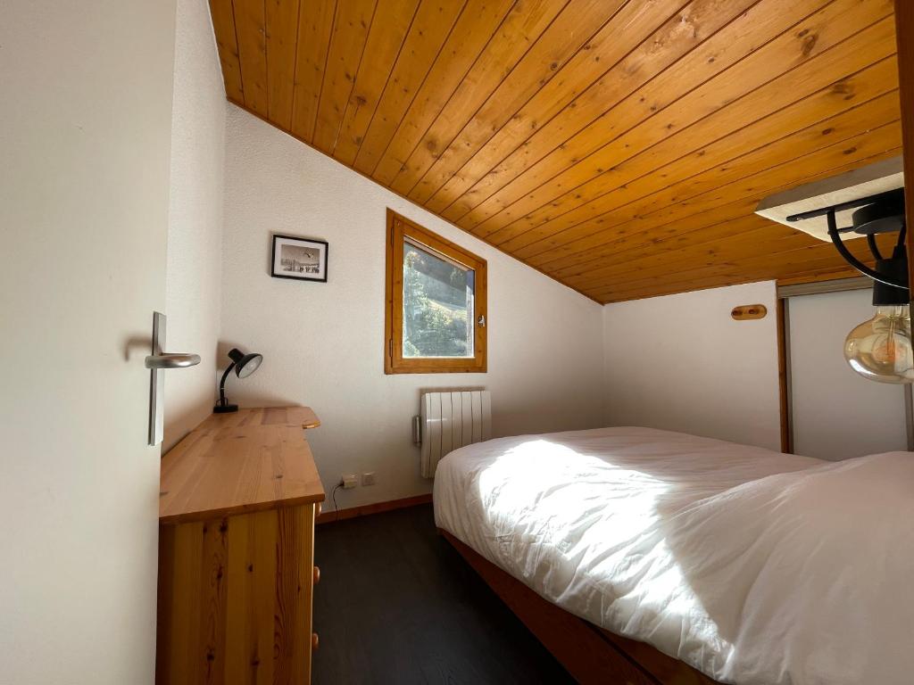 Duplex Plein sud Pied des pistes 50m2 Mottaret appartement pied des pistes 1