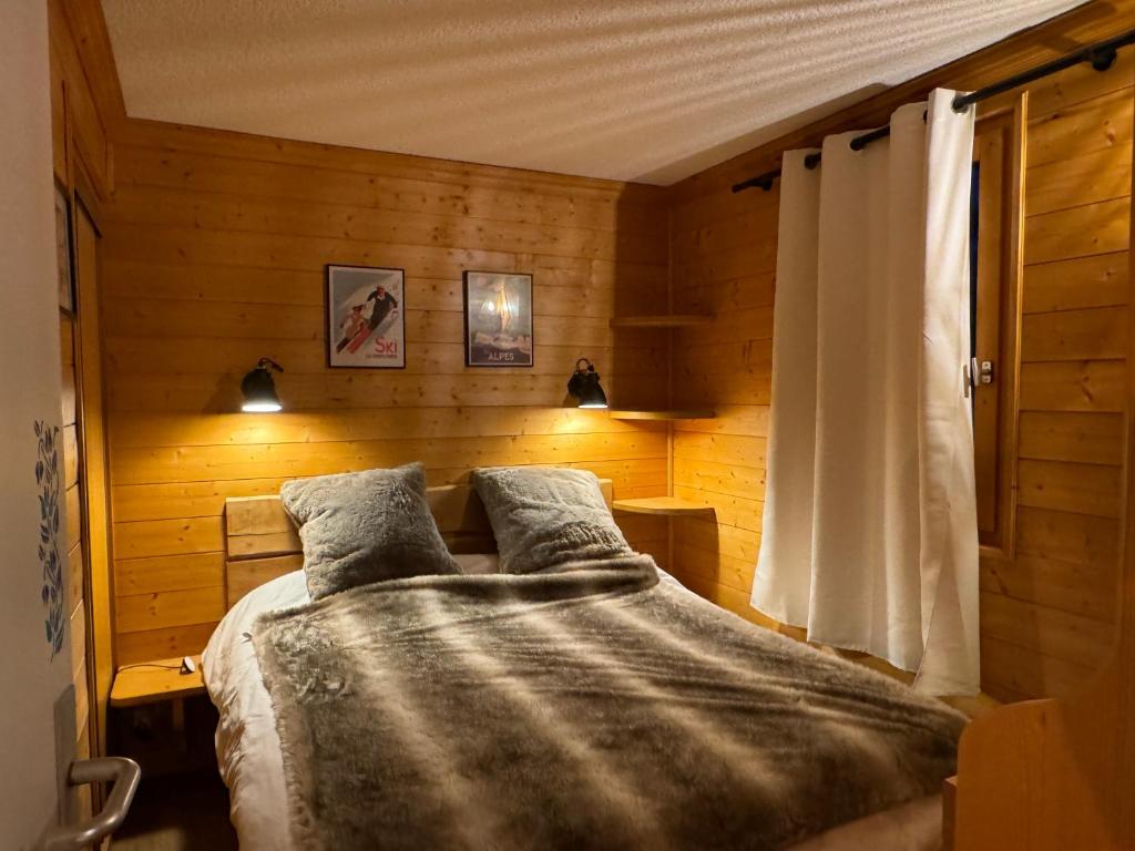 Duplex Plein sud Pied des pistes 50m2 Mottaret appartement pied des pistes 12