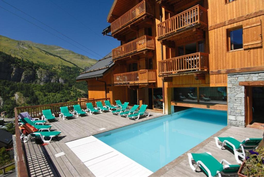 Duplex T3 ski aux pieds plein sud Piscine appartement pied des pistes 3
