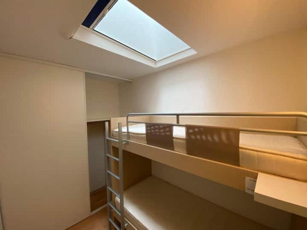 Duplex renove 3 CHAMBRES 8 PERS dernier etage appartement pied des pistes 15