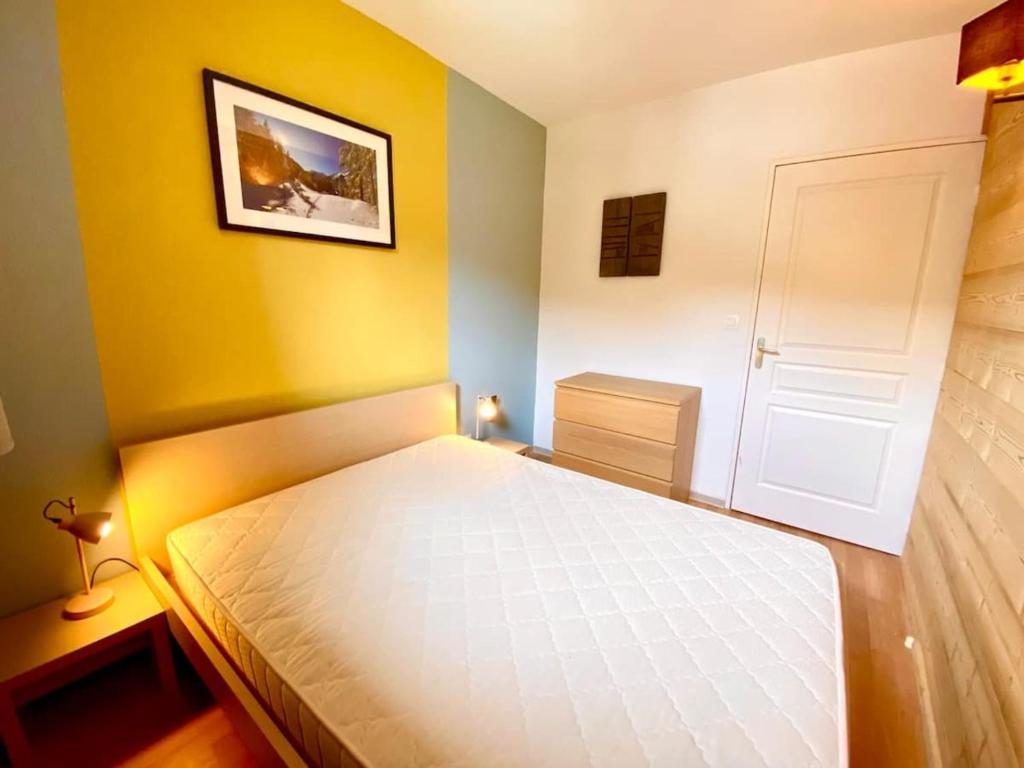 Duplex renove 3 CHAMBRES 8 PERS dernier etage appartement pied des pistes 16