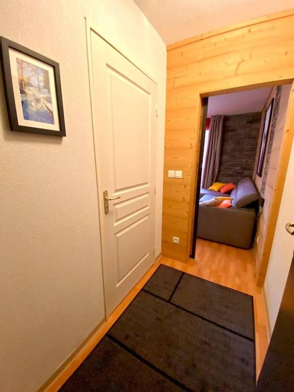 Duplex renove 3 CHAMBRES 8 PERS dernier etage appartement pied des pistes 18