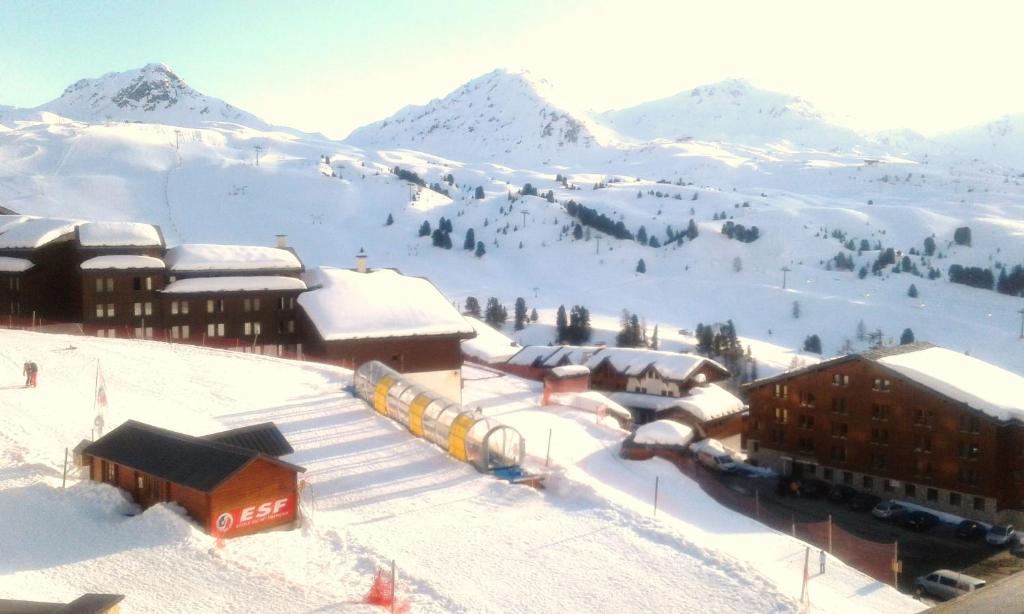 Duplex skis aux pieds Belle Plagne appartement pied des pistes 13