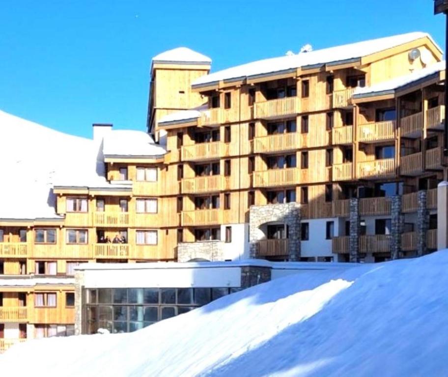 Duplex skis aux pieds Belle Plagne appartement pied des pistes