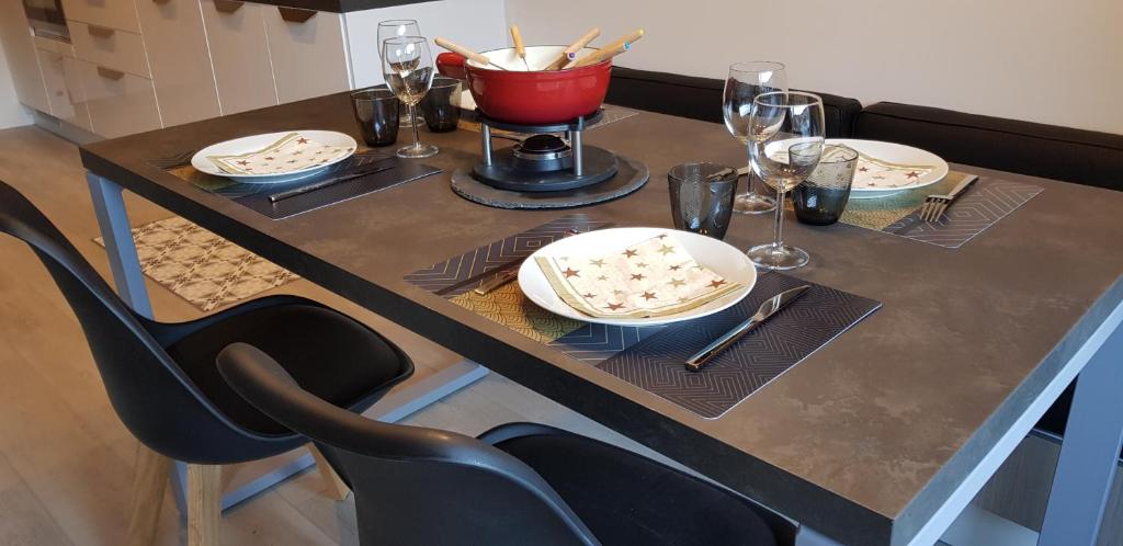 Elegant et moderne au pied du Mont Blanc appartement pied des pistes 12