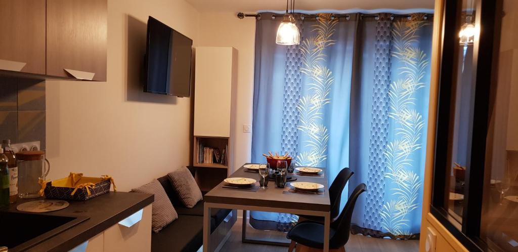 Elegant et moderne au pied du Mont Blanc appartement pied des pistes 13