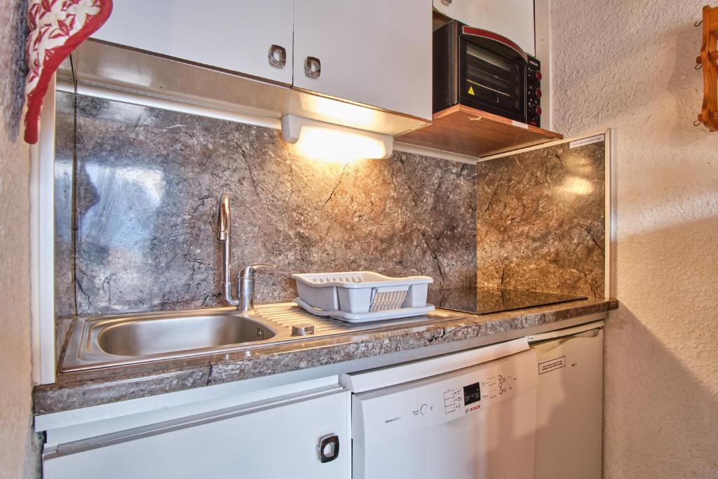 Eperon Les 2 Alpes appartement pied des pistes 14