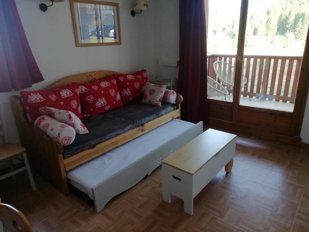Espace et confort dans station familiale a 1800 m appartement pied des pistes 13