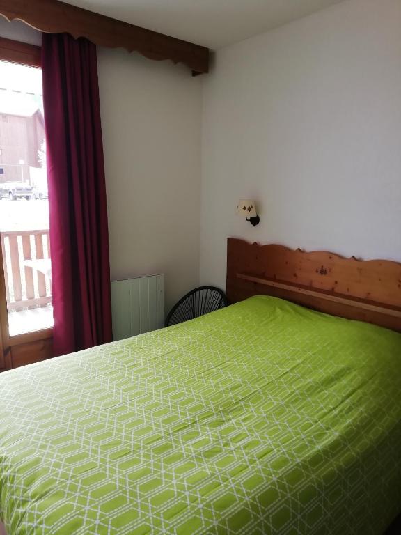 Espace et confort dans station familiale a 1800 m appartement pied des pistes 17