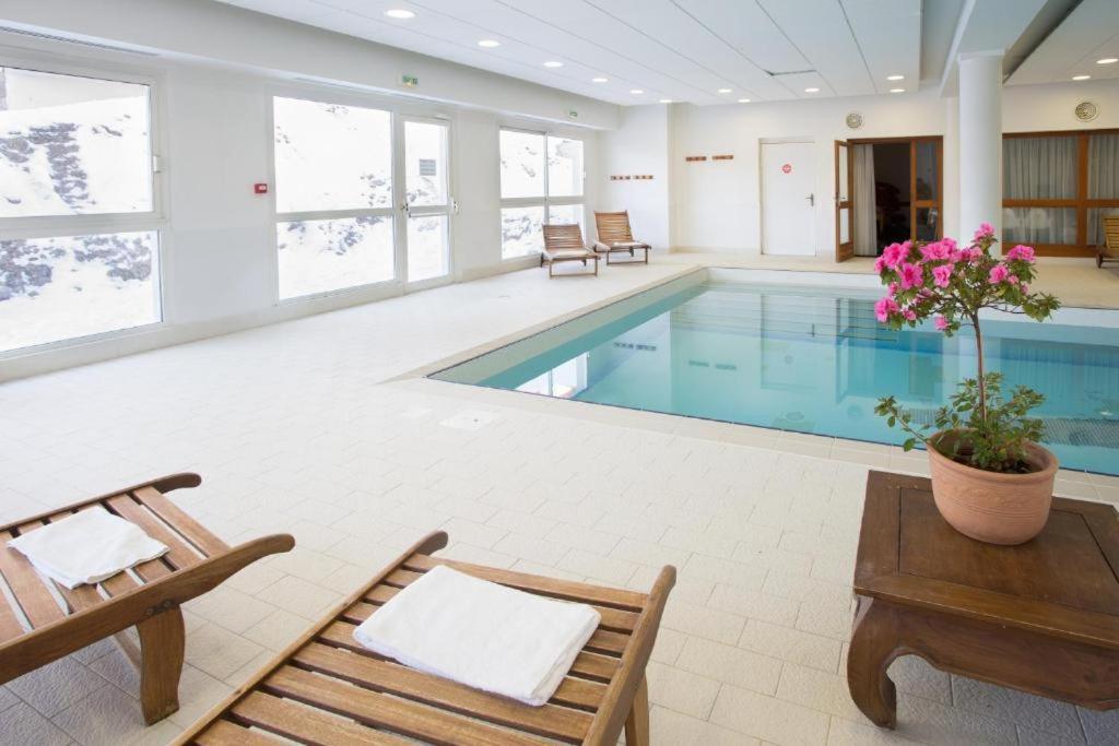 Espace et confort dans station familiale a 1800 m appartement pied des pistes 3