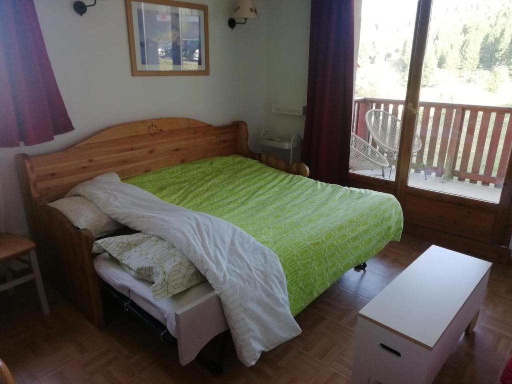 Espace et confort dans station familiale a 1800 m appartement pied des pistes 7