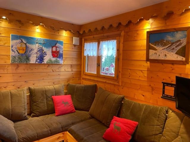 FERMES ESKIMO 1 appartement pied des pistes 12