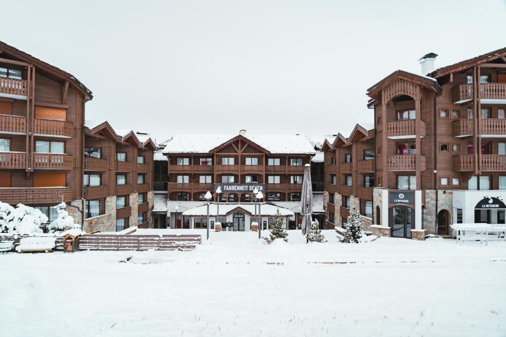Fahrenheit Seven Courchevel hotel pied des pistes 3