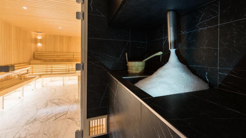 Fahrenheit Seven Courchevel hotel pied des pistes 6