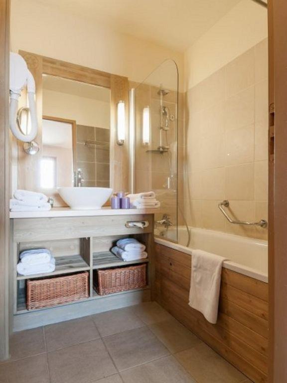 Flaine prime ski in ski out Apartment hotel pied des pistes 2