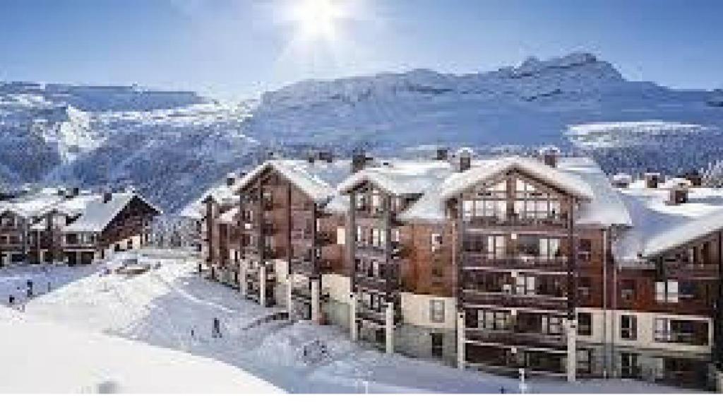Flaine prime ski in ski out Apartment hotel pied des pistes 5