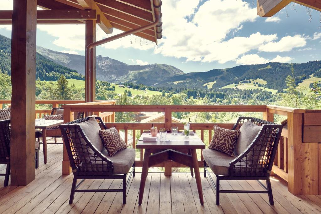 Four Seasons Hotel Megeve hotel pied des pistes 11