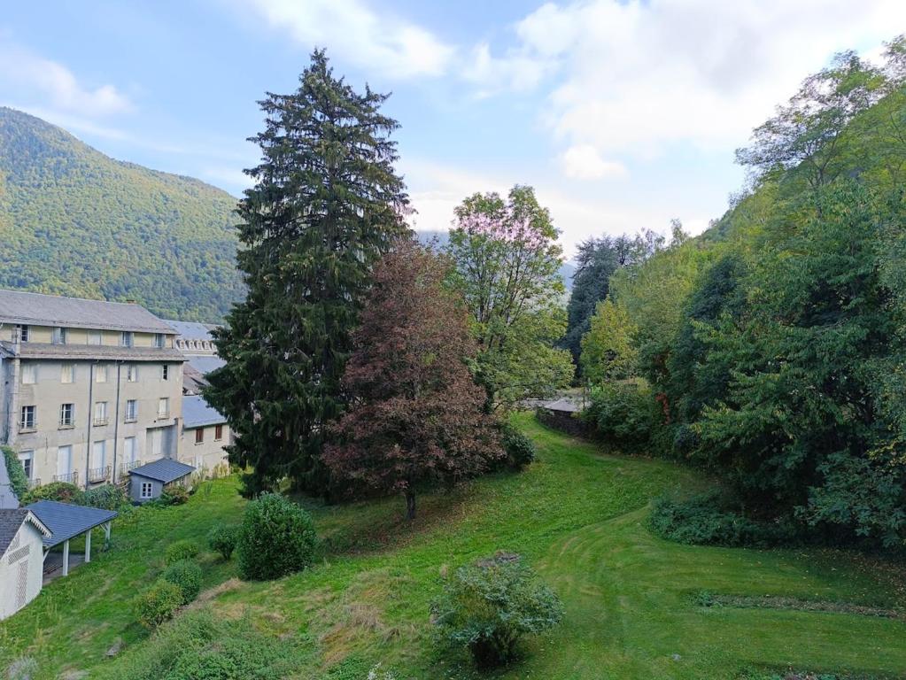 Frolise T2 centre wifi parking couvert gratuit 4 personnes appartement pied des pistes 15
