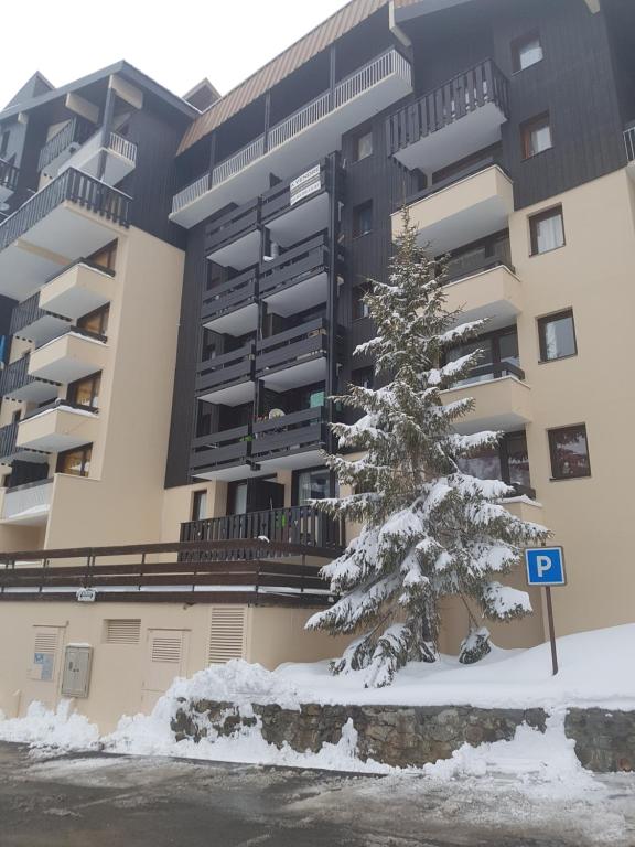 Front de Neige Isola 2000 appartement pied des pistes 19