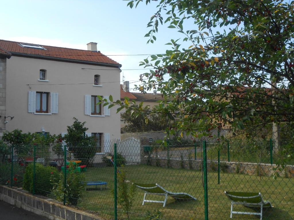 Gite Vacances en Auvergne gite pied des pistes 13