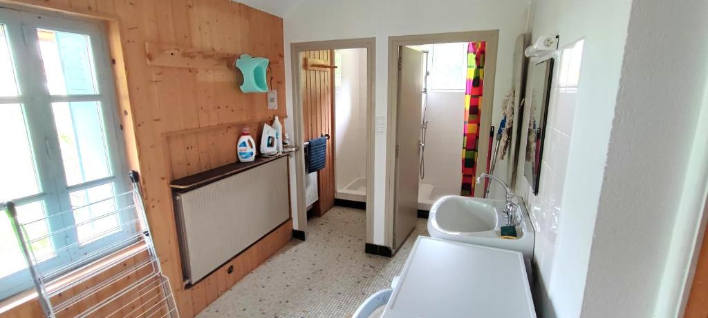 Gite montagne 1 a 25 places Chalet Coste Belle appartement pied des pistes 7