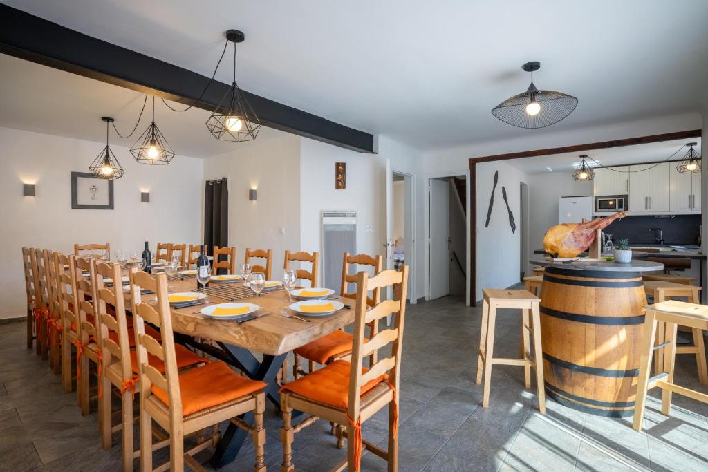 Grand Chalet St Lary centre 13 a 15 pers chalet pied des pistes 3