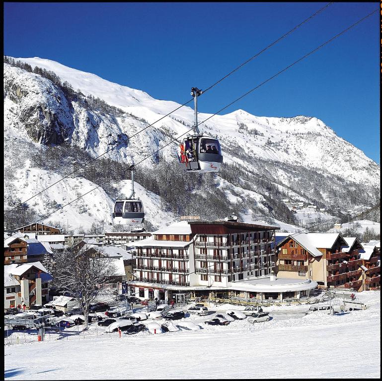 Grand Hotel de Valloire et du Galibier hotel pied des pistes