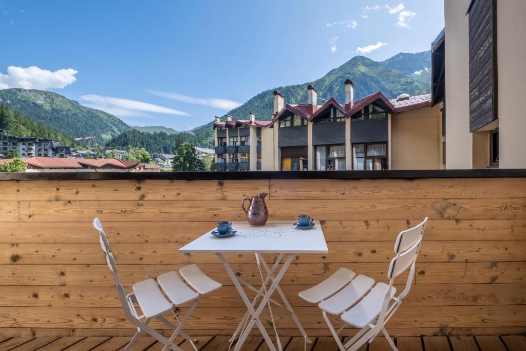 Grand Roc A 3 bedrooms Apartment Next to skilift By Cozee Rentals appartement pied des pistes 4