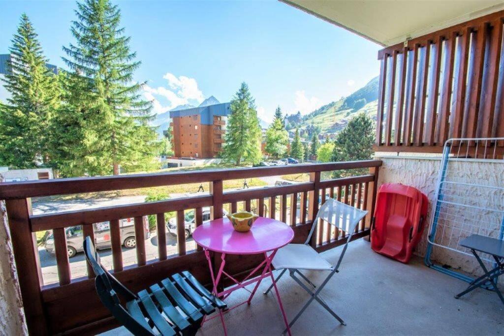 Grand studio 2 Alpes hypercentre pied des pistes appartement pied des pistes 8