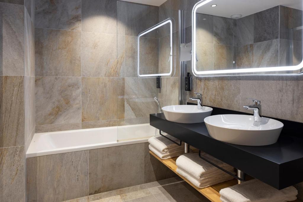 HIGALIK HOTEL hotel pied des pistes 2