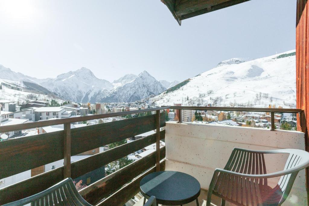 HOTEL TURAN hotel pied des pistes 10