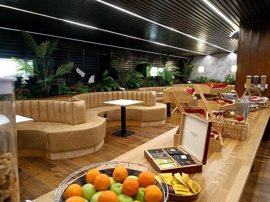 HOTEL TURAN hotel pied des pistes 3