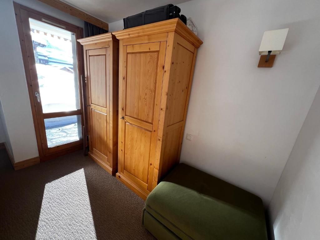 Haut Belle Plagne vue montagnes au pied des pistes proche de lESF espace piscine inclus appartement pied des pistes 15