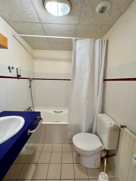 Haven of peace with balcony in Combloux appartement pied des pistes 7