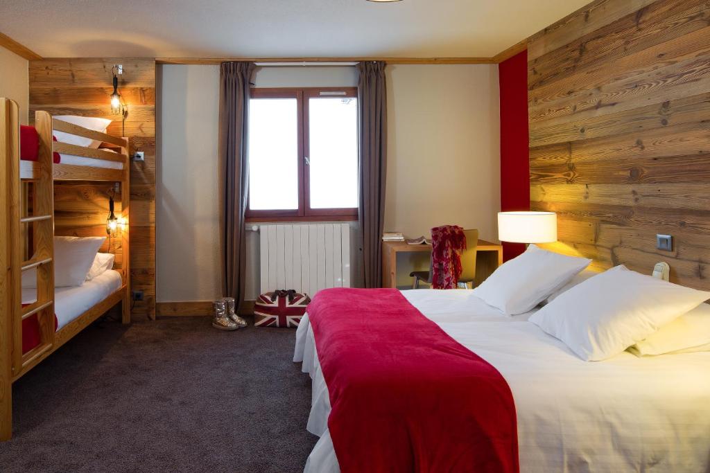 Hillary Hotel hotel pied des pistes 15