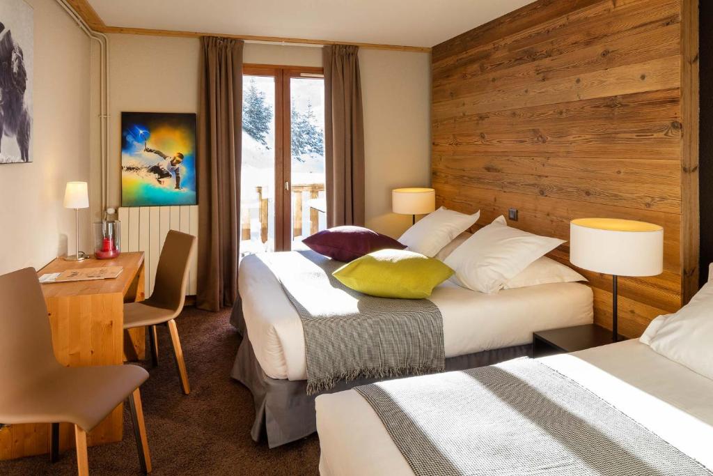 Hillary Hotel hotel pied des pistes 6