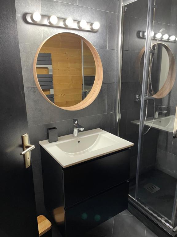 Home Vars. Le studio appartement pied des pistes 6