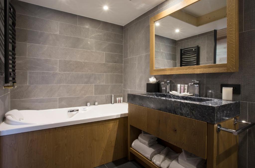Hotel Alparena Spa 4 etoiles hotel pied des pistes 2