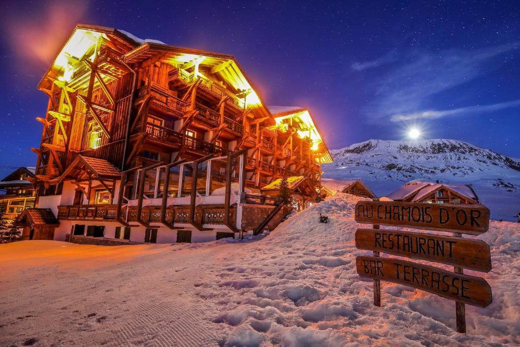Hotel Au Chamois dOr by Les Etincelles hotel pied des pistes 11