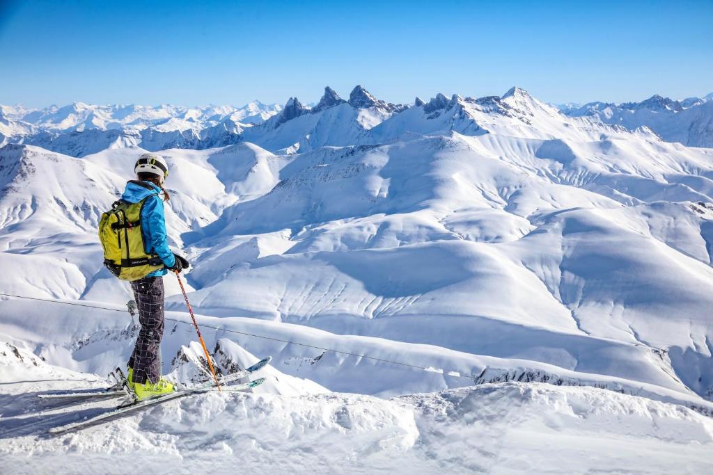 Hotel Au Chamois dOr by Les Etincelles hotel pied des pistes 12