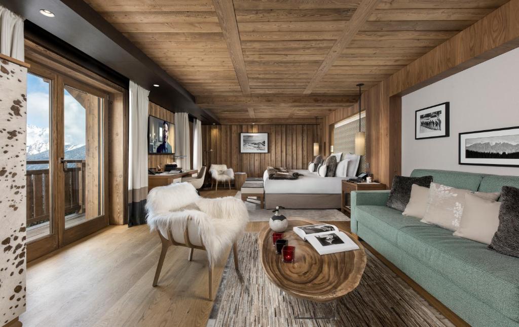 Hotel Barriere Les Neiges Courchevel hotel pied des pistes 15